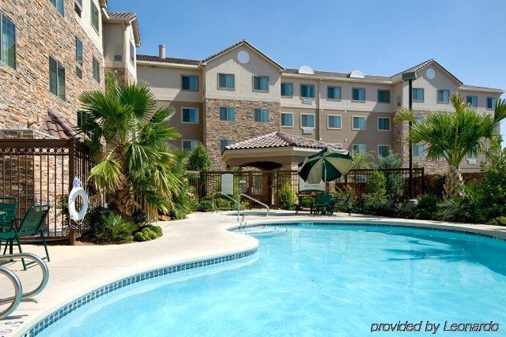Staybridge Suites Houston - Iah Airport By Ihg Aldine Servizi foto